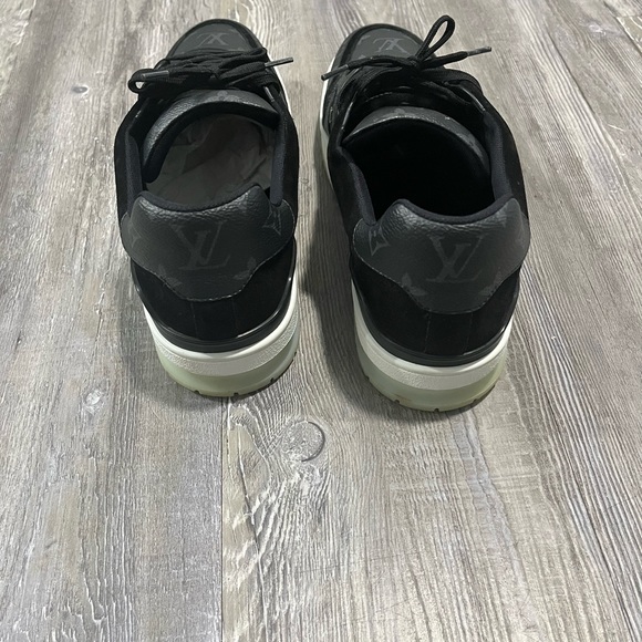 LV trainer sneakers size Men’s 12 / 45 - Picture 3 of 6